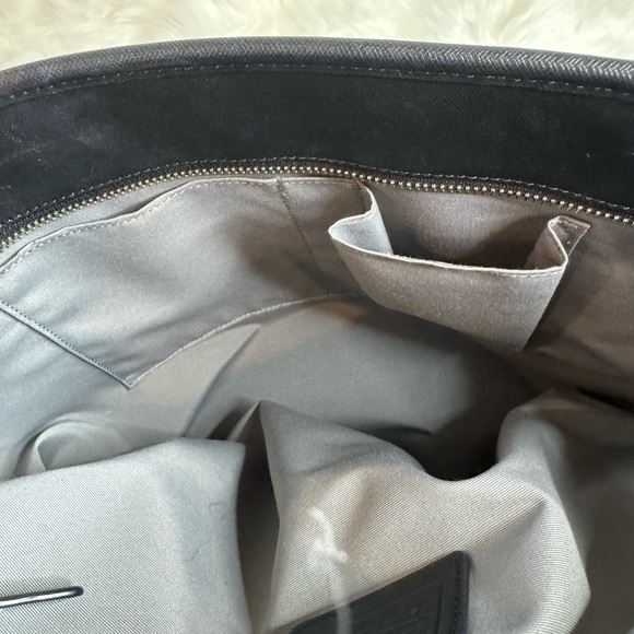 Coach Peyton Zip Top Saffiano Leather Tote Bag in EUC Black - Picture 10 of 13